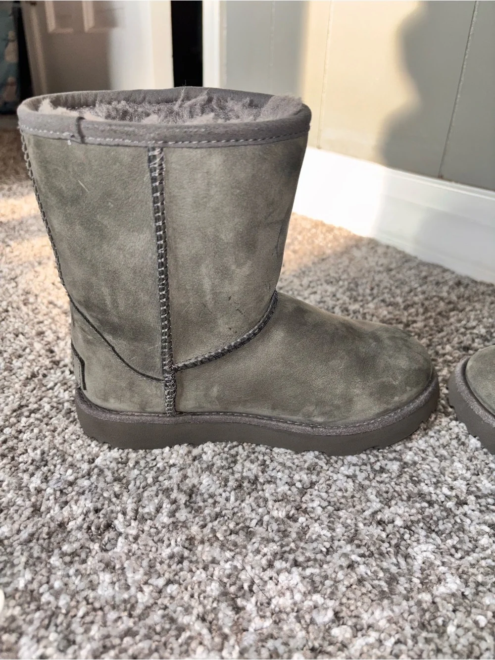 UGG Kids Classic Short Boot - Grey Suede US12